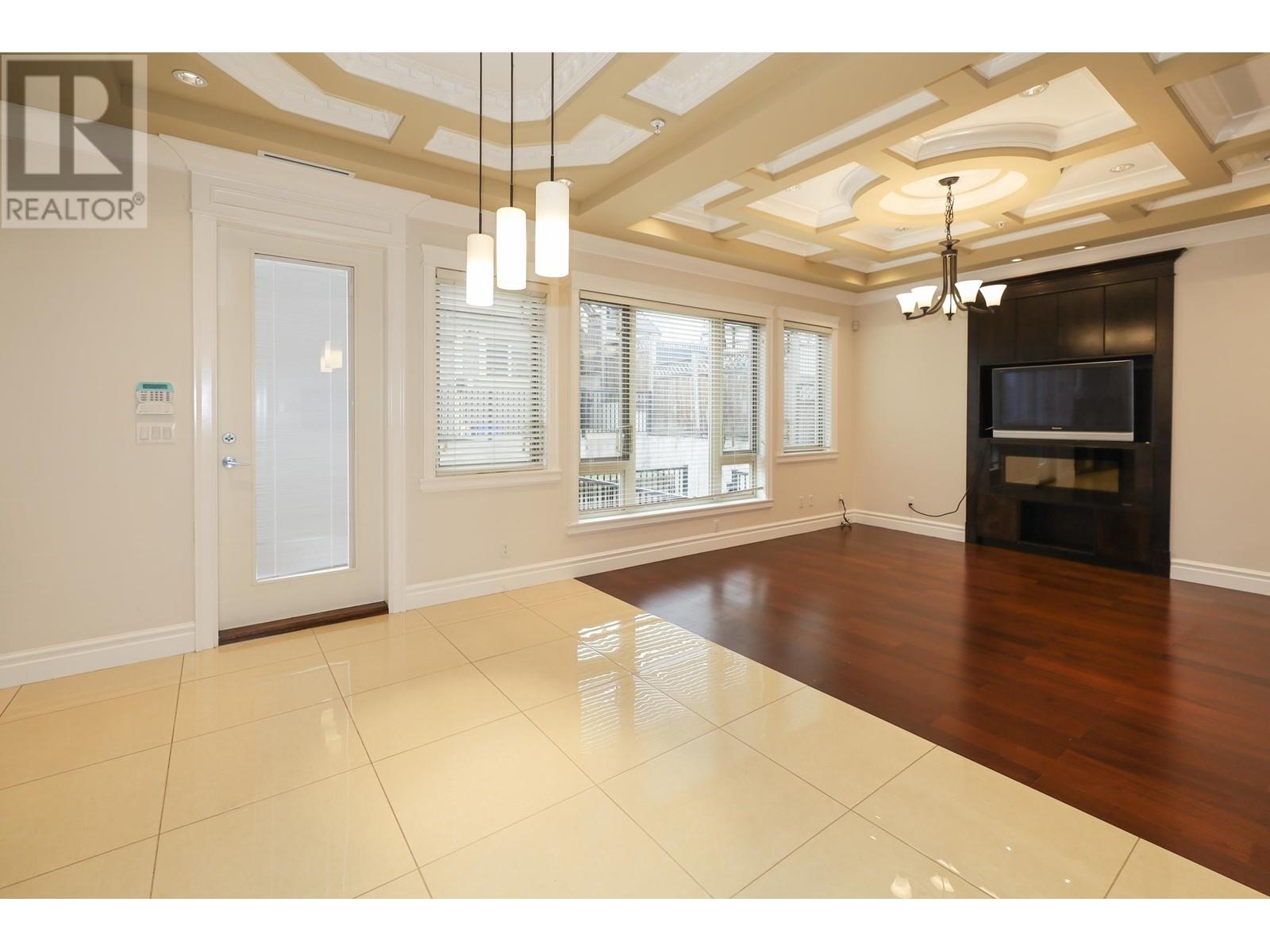 1909 E 64th Avenue, Vancouver, British Columbia  V5P 2M9 - Photo 10 - R2826723