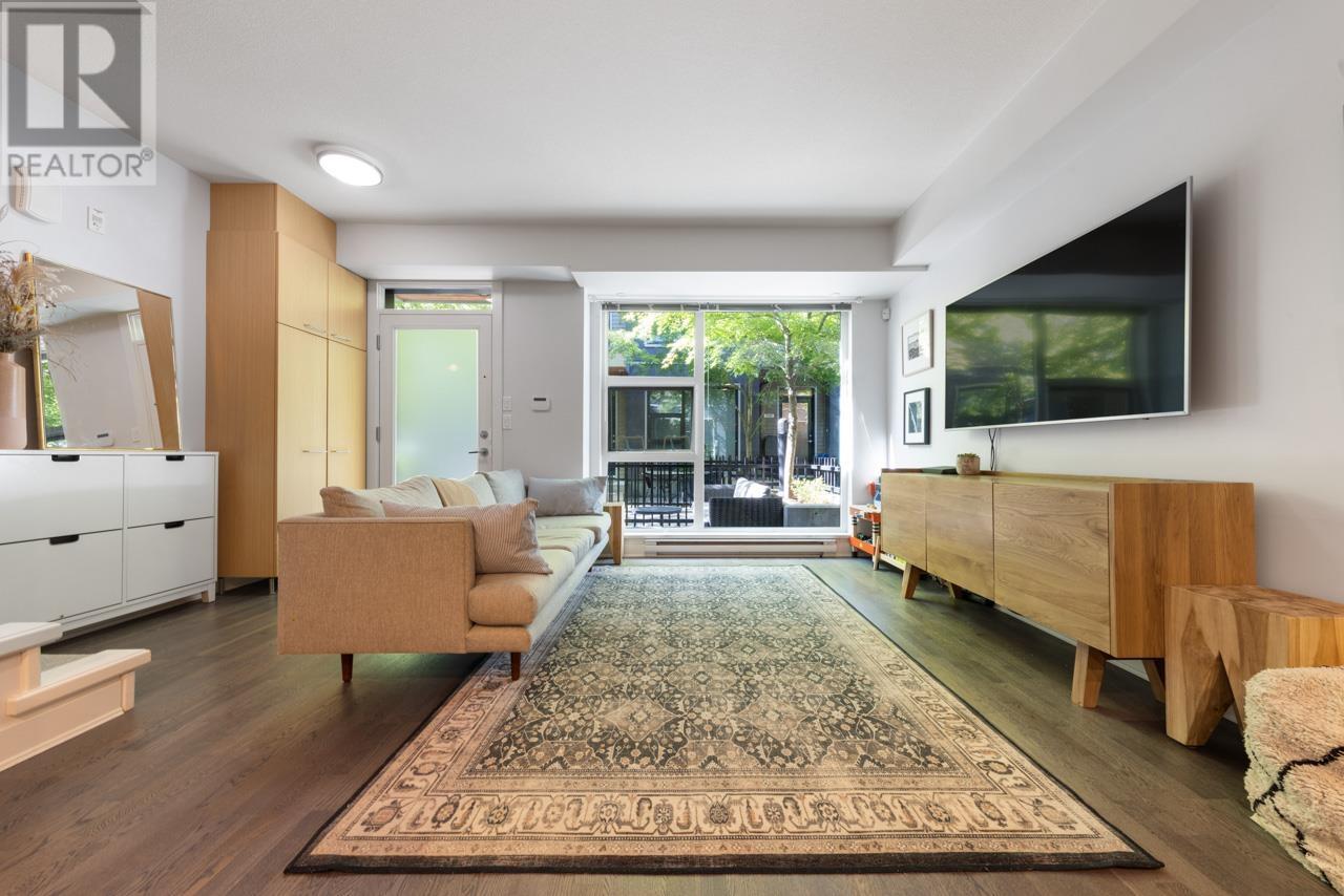 2318 Windsor Street, Vancouver, British Columbia  V5T 3Z5 - Photo 2 - R2827390