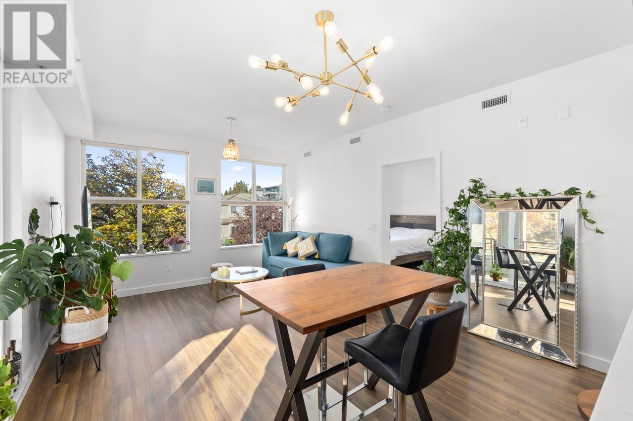 305 7988 Yukon Street, Vancouver, British Columbia  V5X 2Y7 - Photo 4 - R2822855