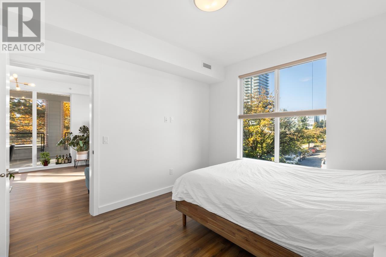 305 7988 Yukon Street, Vancouver, British Columbia  V5X 2Y7 - Photo 13 - R2822855