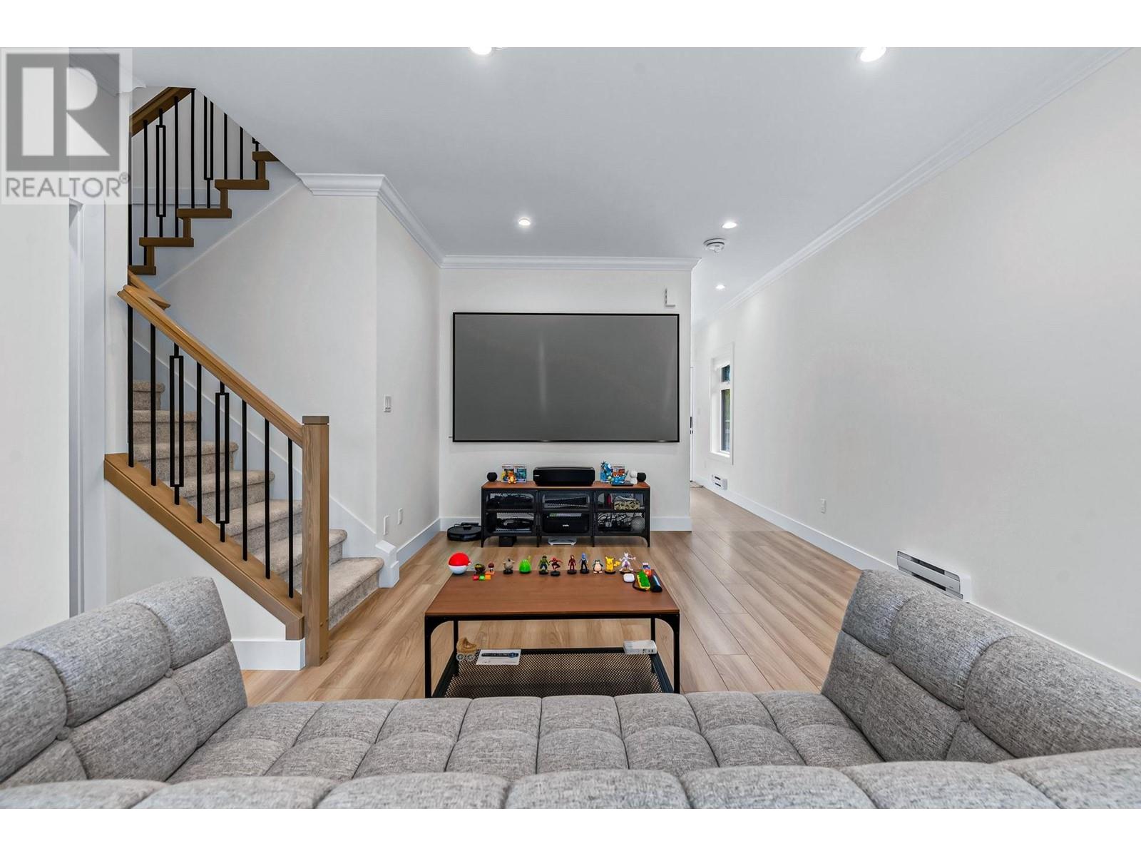 6 8620 Railway Avenue, Richmond, British Columbia  V7C 3K3 - Photo 9 - R2822289