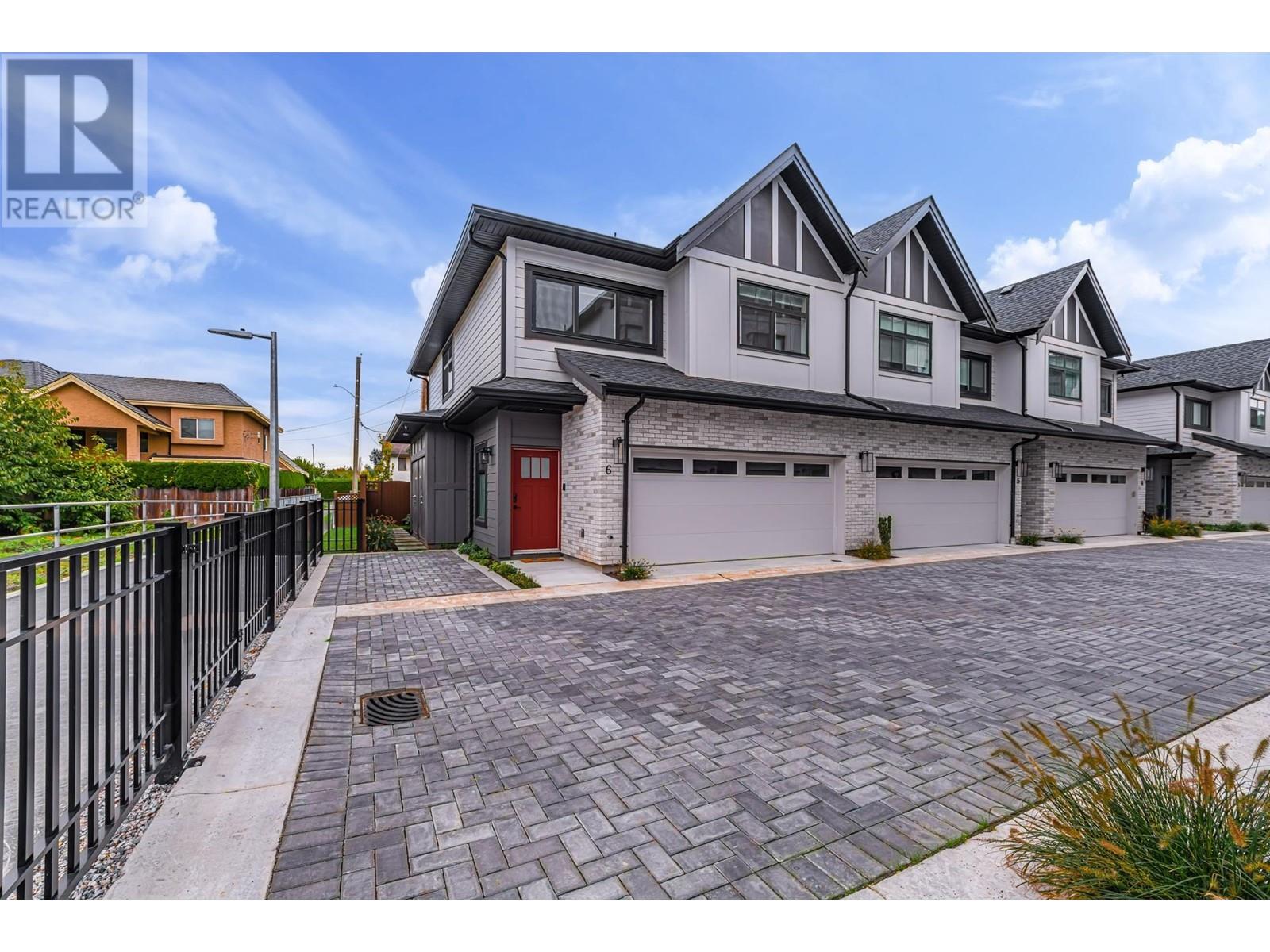 6 8620 Railway Avenue, Richmond, British Columbia  V7C 3K3 - Photo 2 - R2822289