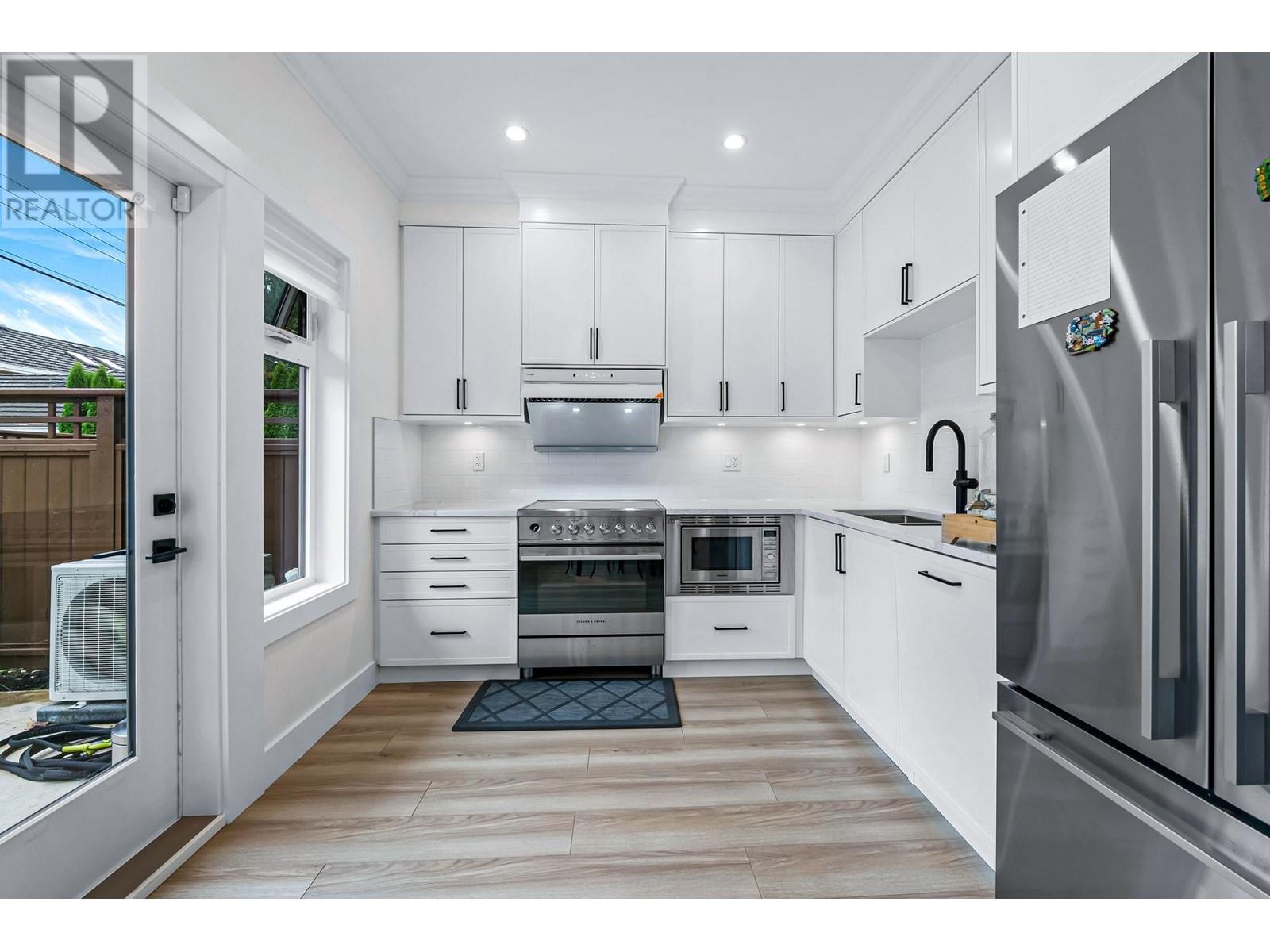 6 8620 Railway Avenue, Richmond, British Columbia  V7C 3K3 - Photo 7 - R2822289
