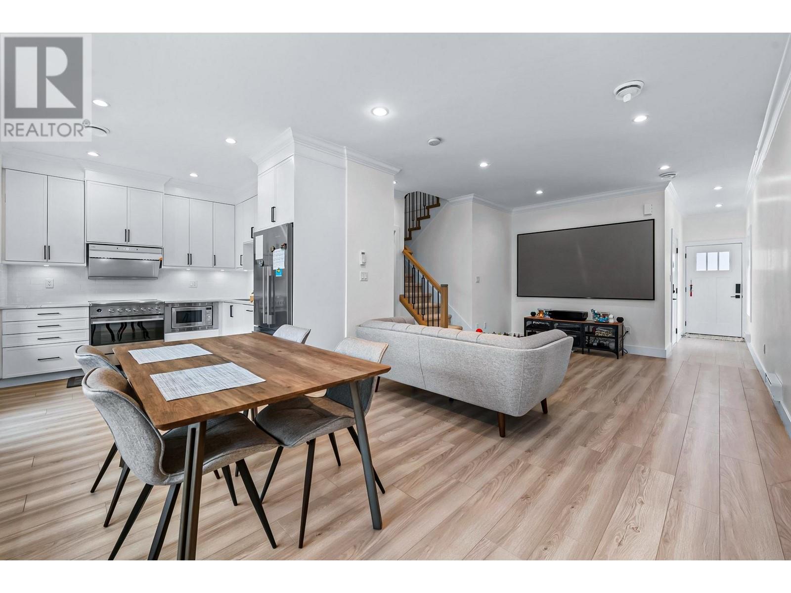 6 8620 Railway Avenue, Richmond, British Columbia  V7C 3K3 - Photo 5 - R2822289
