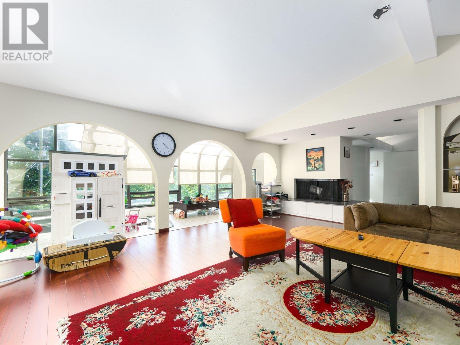 4503 Woodgreen Drive, West Vancouver, British Columbia  V7S 2T8 - Photo 9 - R2817545