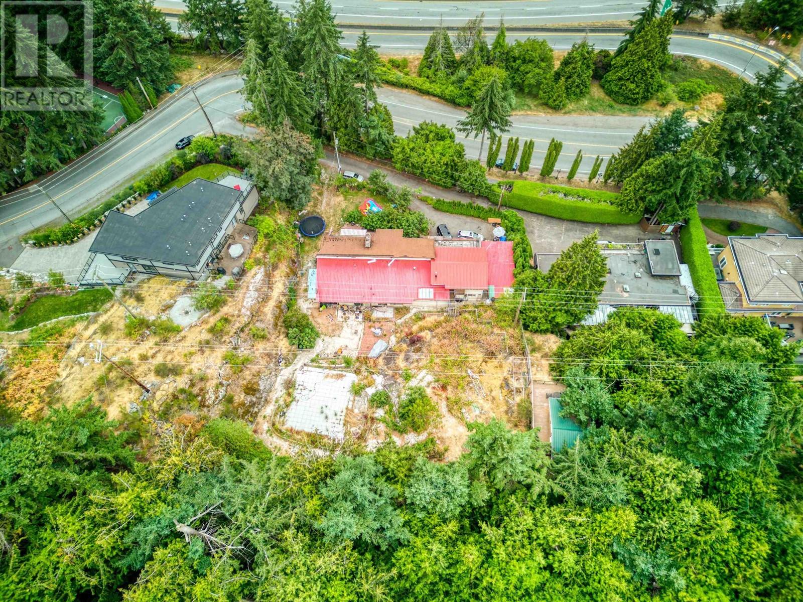 4503 Woodgreen Drive, West Vancouver, British Columbia  V7S 2T8 - Photo 15 - R2817545