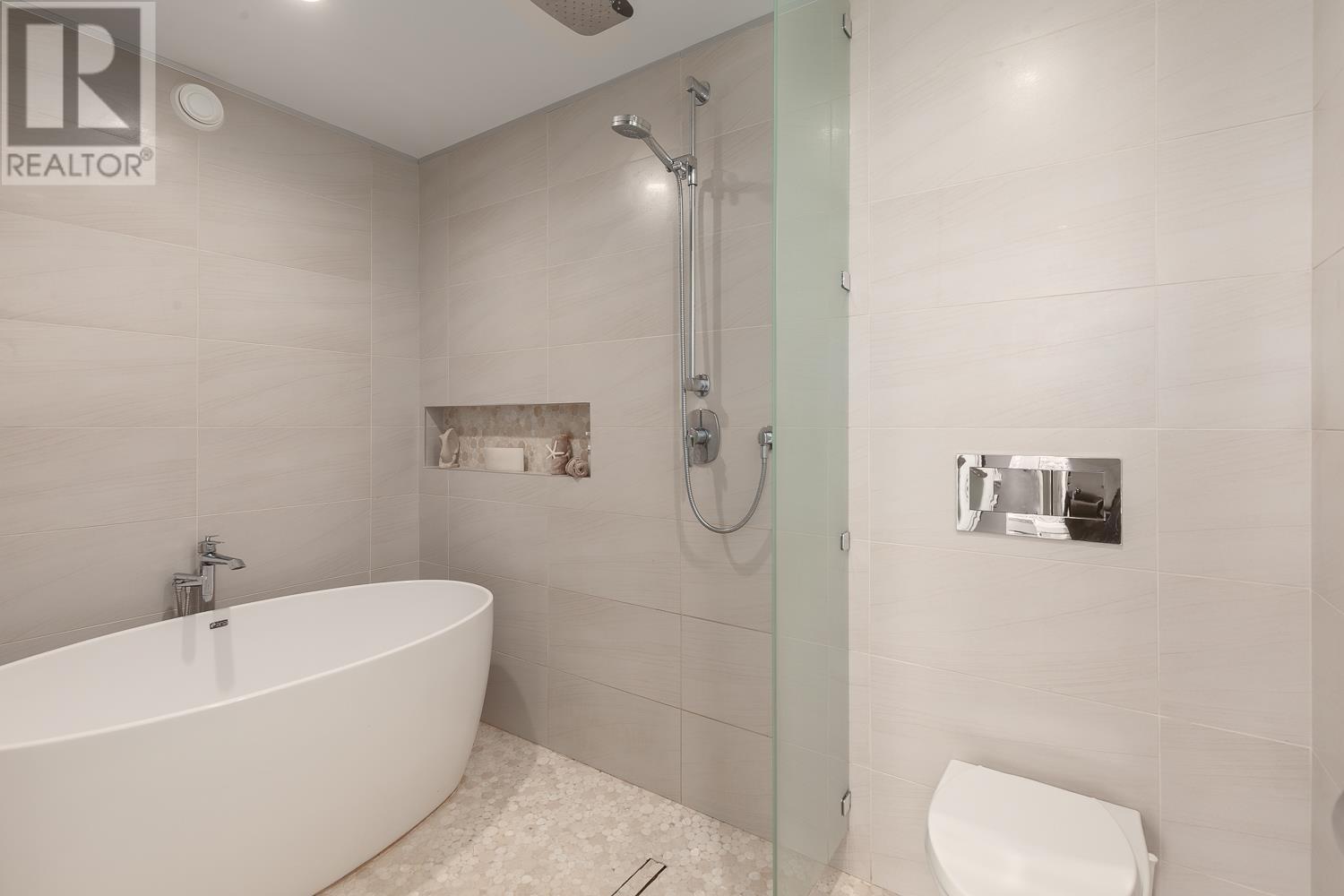 3524 Oxford Street, Vancouver, British Columbia  V5K 1P1 - Photo 21 - R2825521