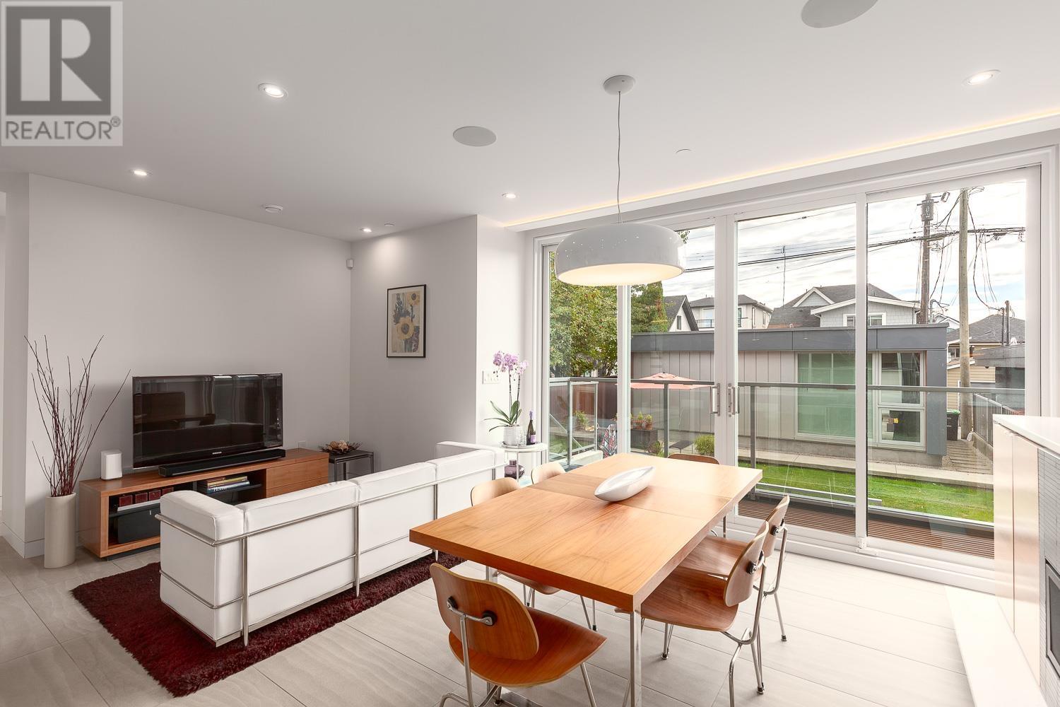 3524 Oxford Street, Vancouver, British Columbia  V5K 1P1 - Photo 12 - R2825521