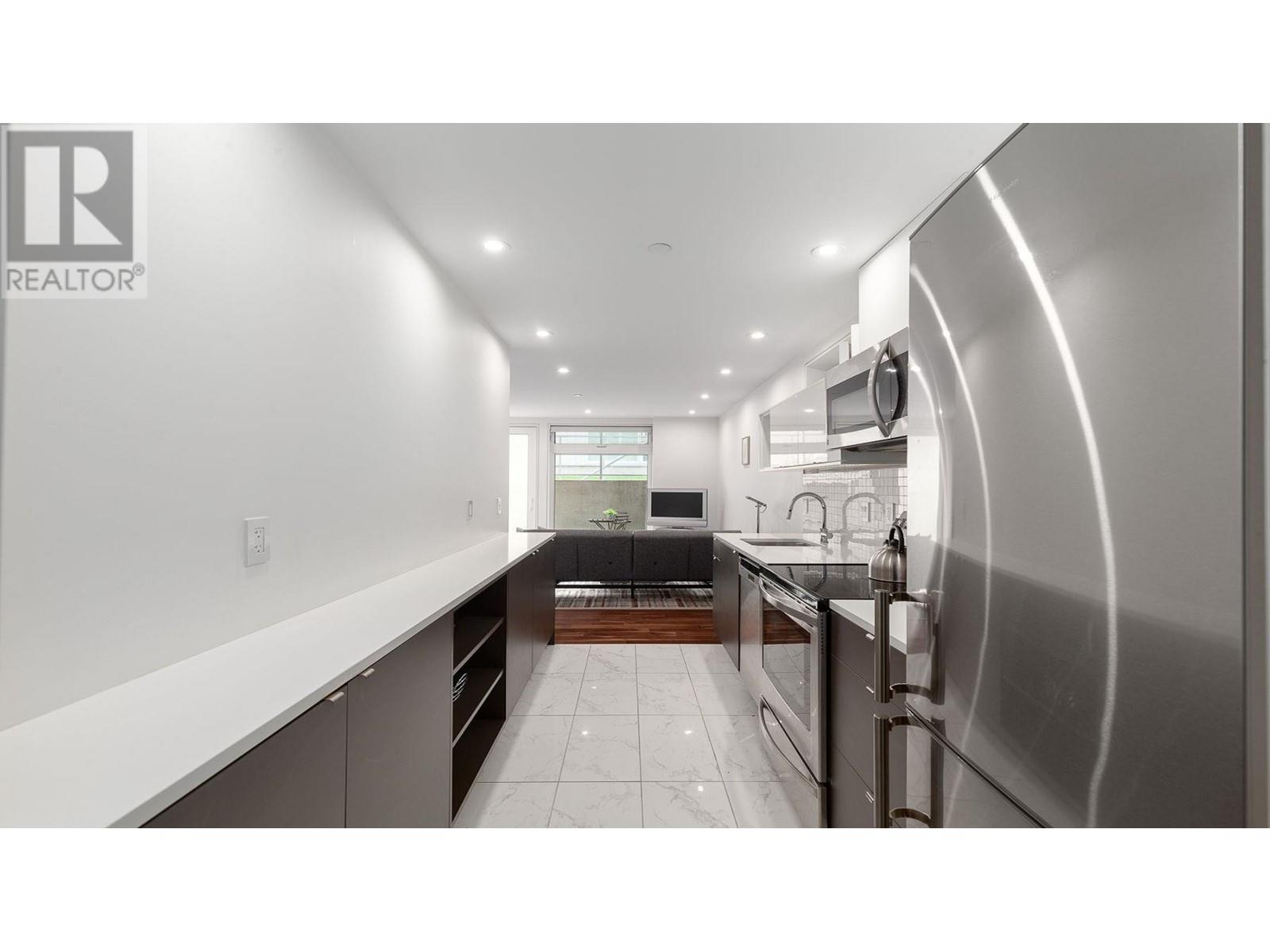 3524 Oxford Street, Vancouver, British Columbia  V5K 1P1 - Photo 31 - R2825521