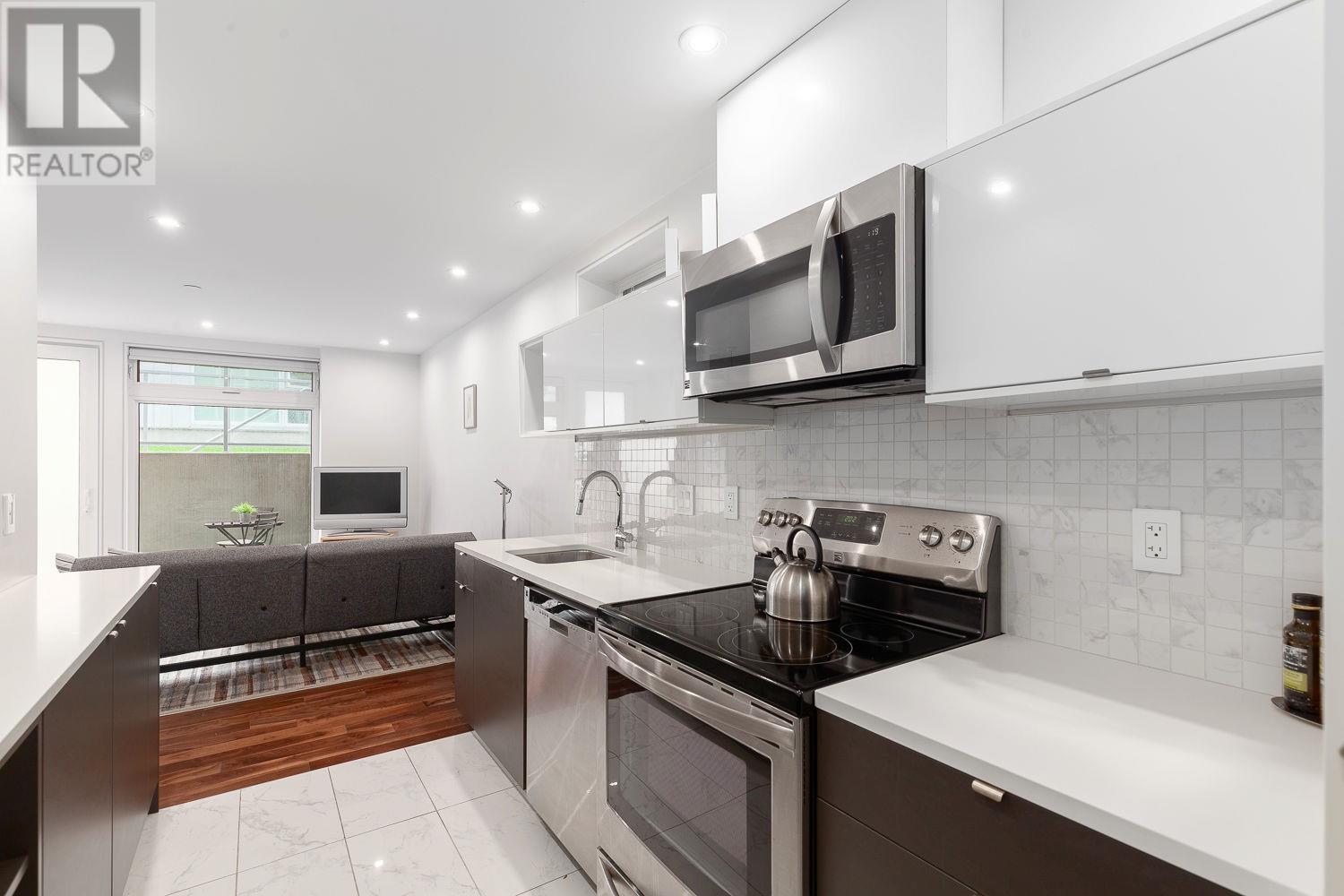 3524 Oxford Street, Vancouver, British Columbia  V5K 1P1 - Photo 32 - R2825521