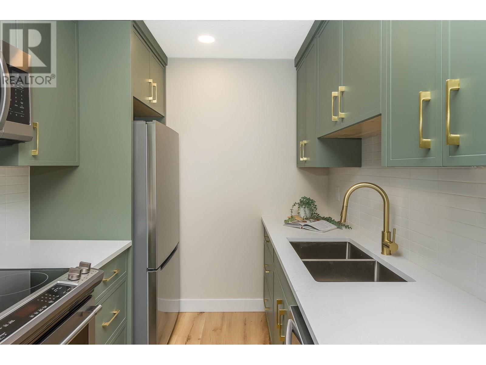 139 200 Westhill Place, Port Moody, British Columbia  V3H 1V2 - Photo 6 - R2827019