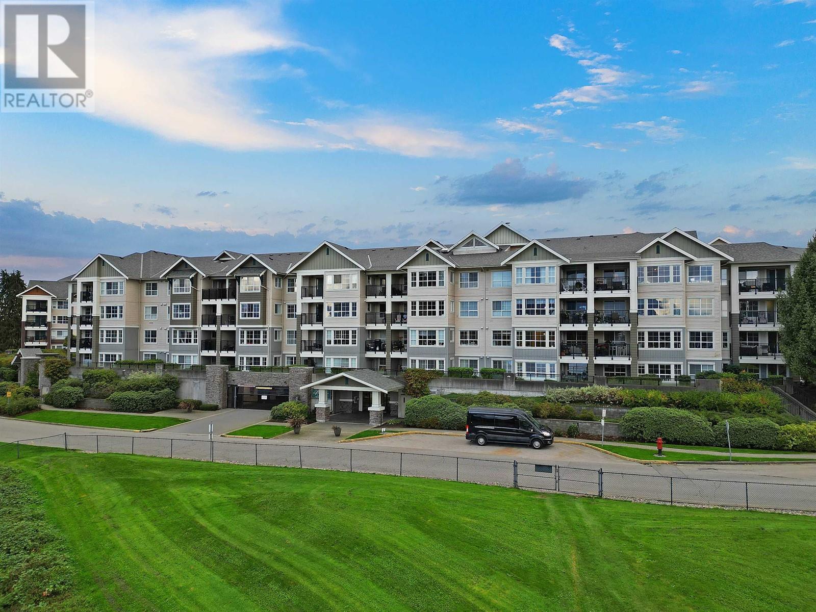 128 19673 Meadow Gardens Way, Pitt Meadows, British Columbia  V3Y 0A1 - Photo 37 - R2826730
