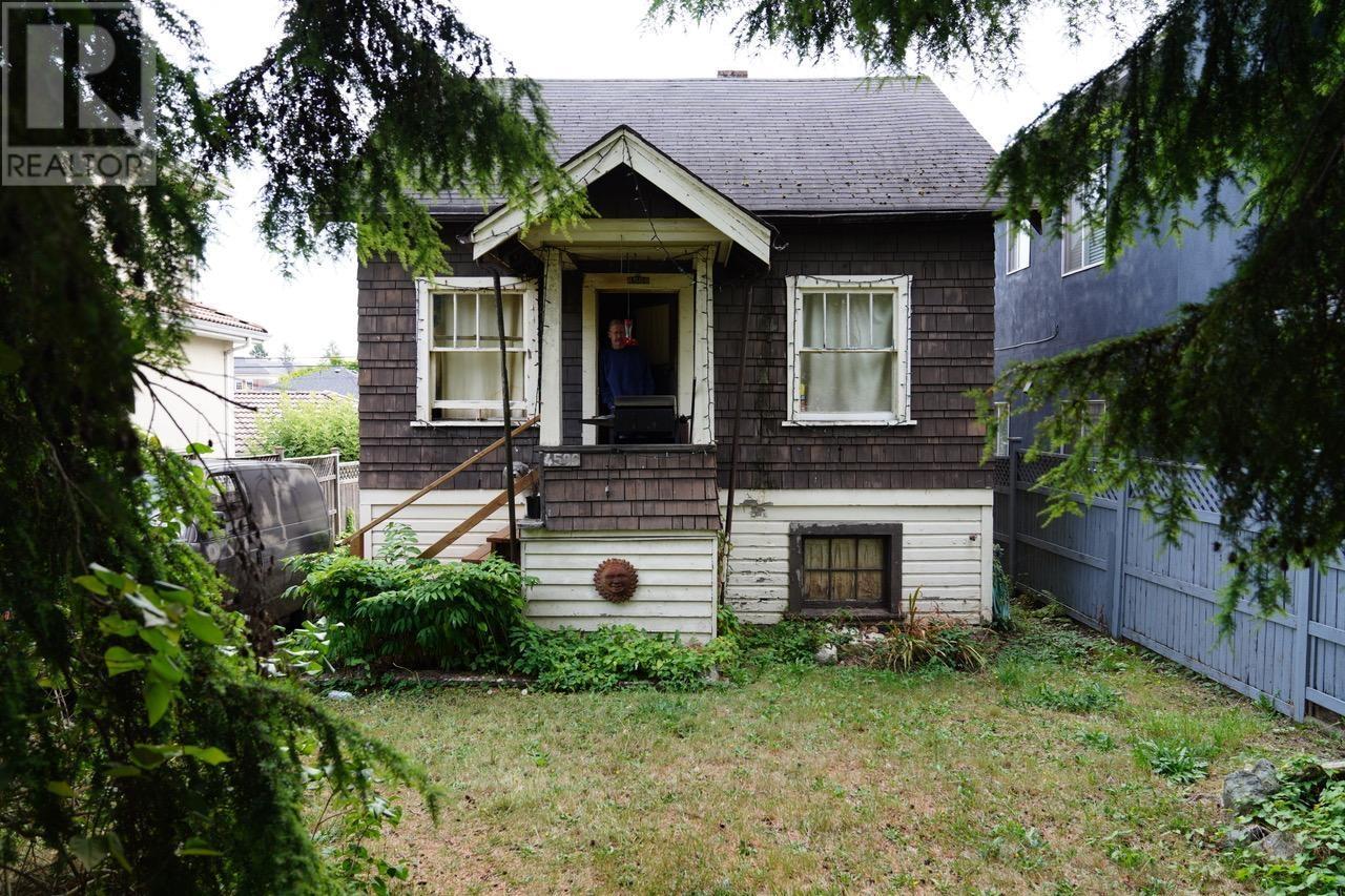 4596 ROSS STREET, vancouver, British Columbia