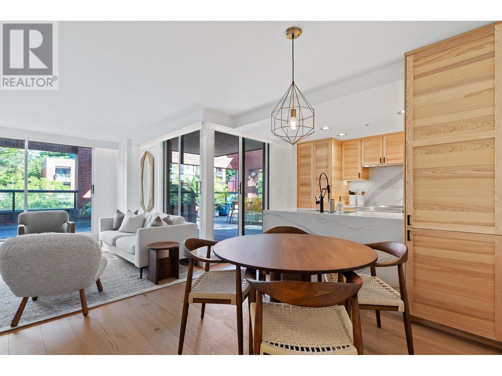 2D 199 DRAKE STREET, vancouver, British Columbia