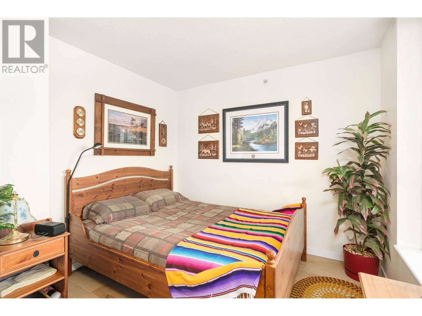 1004 813 Agnes Street, New Westminster, British Columbia  V3M 0A9 - Photo 5 - R2827421