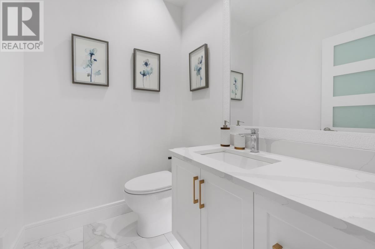 366 W Keith Road, North Vancouver, British Columbia  V7M 1M1 - Photo 13 - R2793086