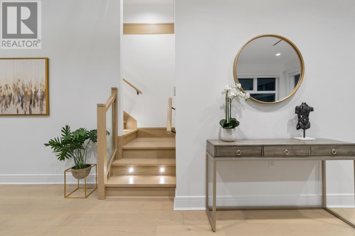 366 W Keith Road, North Vancouver, British Columbia  V7M 1M1 - Photo 14 - R2793086