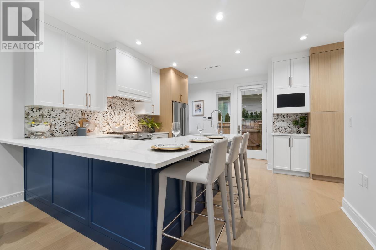 366 W Keith Road, North Vancouver, British Columbia  V7M 1M1 - Photo 9 - R2793086