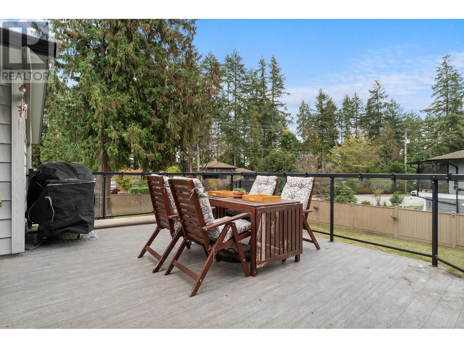 1177 Arborlynn Drive, North Vancouver, British Columbia  V7J 2V4 - Photo 12 - R2827434
