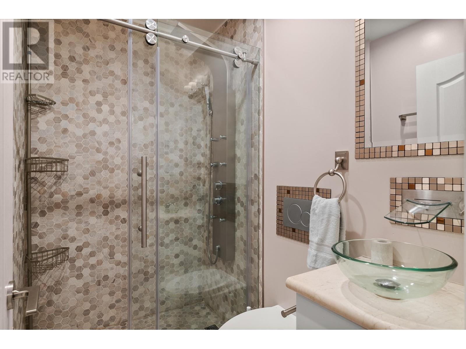 1177 Arborlynn Drive, North Vancouver, British Columbia  V7J 2V4 - Photo 19 - R2827434