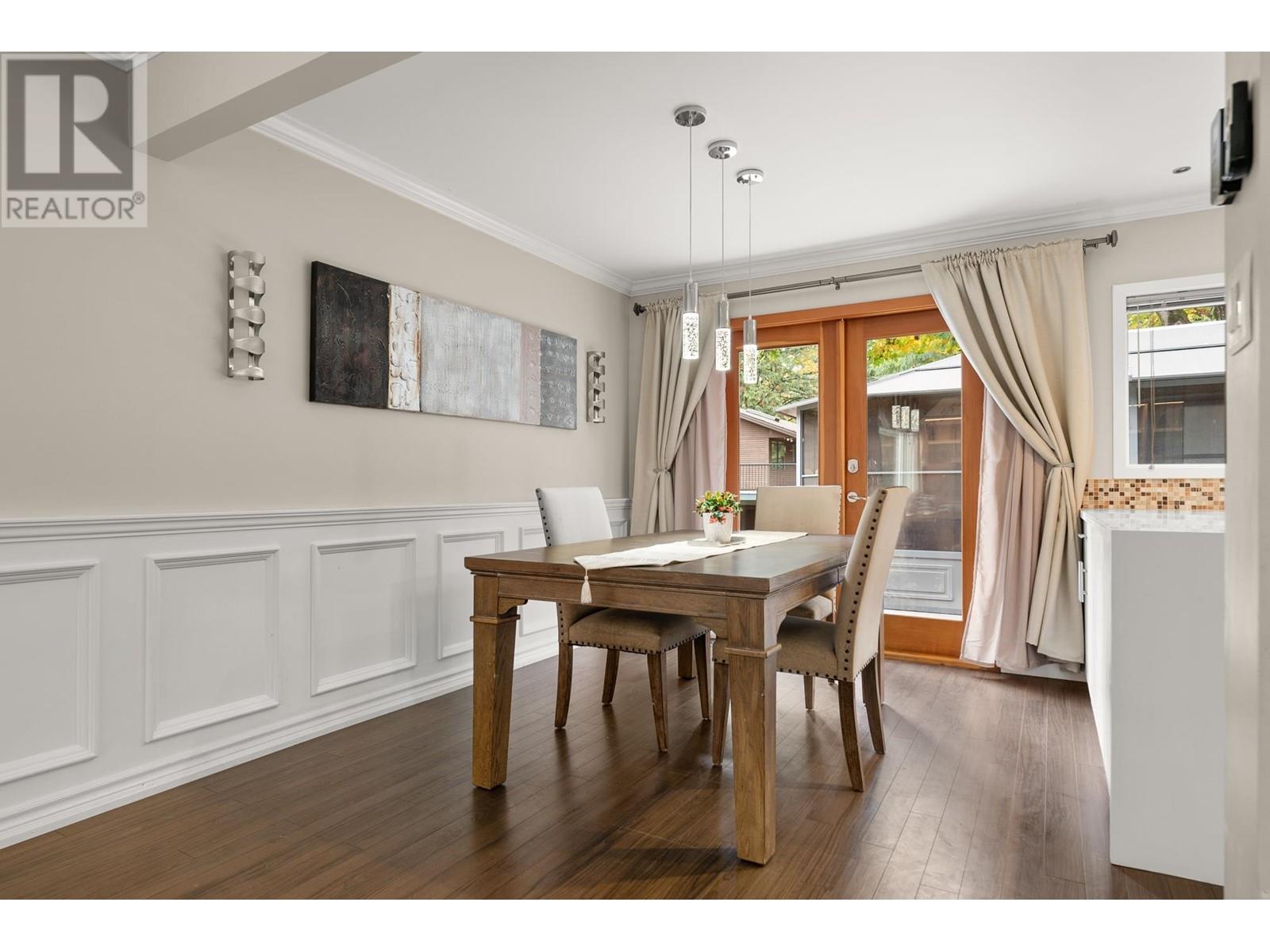 1177 Arborlynn Drive, North Vancouver, British Columbia  V7J 2V4 - Photo 5 - R2827434