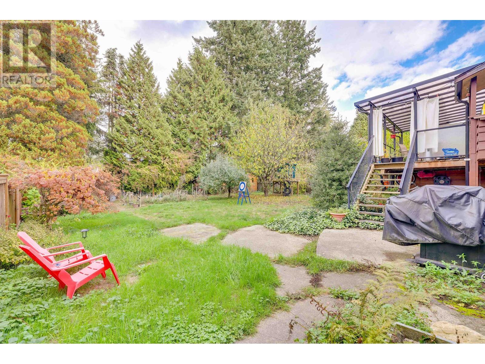 1019 Grover Avenue, Coquitlam, British Columbia  V3J 3E7 - Photo 24 - R2827442
