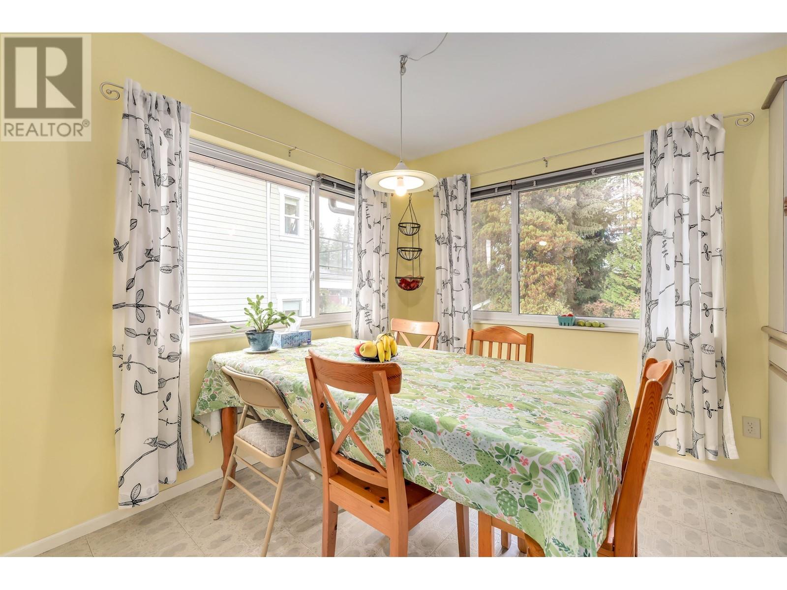 1019 Grover Avenue, Coquitlam, British Columbia  V3J 3E7 - Photo 7 - R2827442