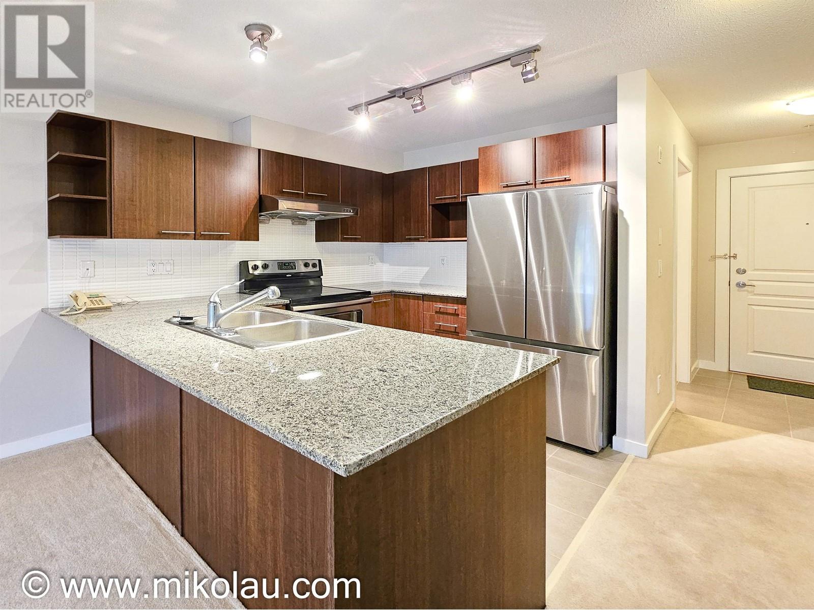 4728 S Brentwood Drive, Burnaby, British Columbia  V5C 4A7 - Photo 10 - R2827462