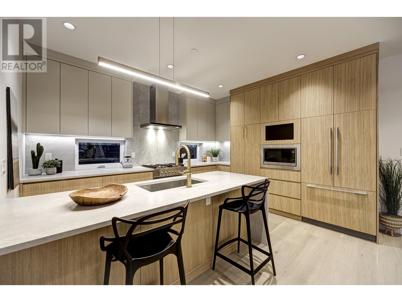 121 E 42nd Avenue, Vancouver, British Columbia  V5W 1S5 - Photo 12 - R2824802