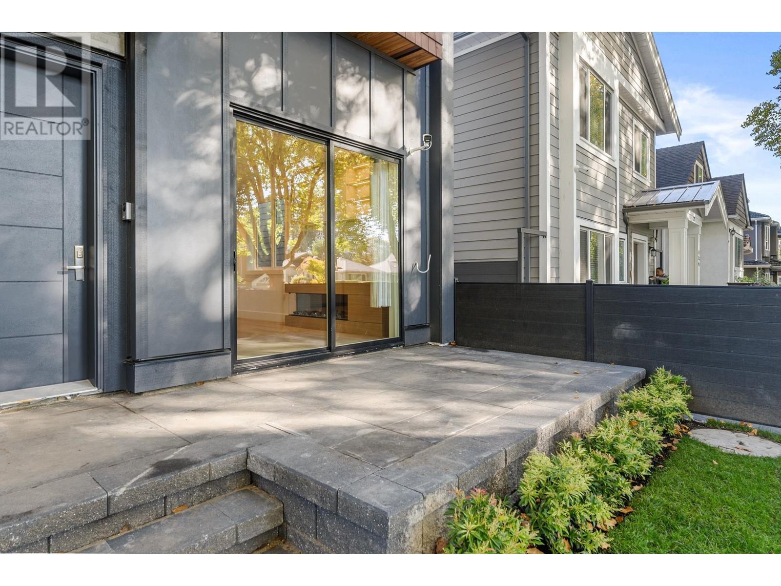 121 E 42nd Avenue, Vancouver, British Columbia  V5W 1S5 - Photo 4 - R2824802
