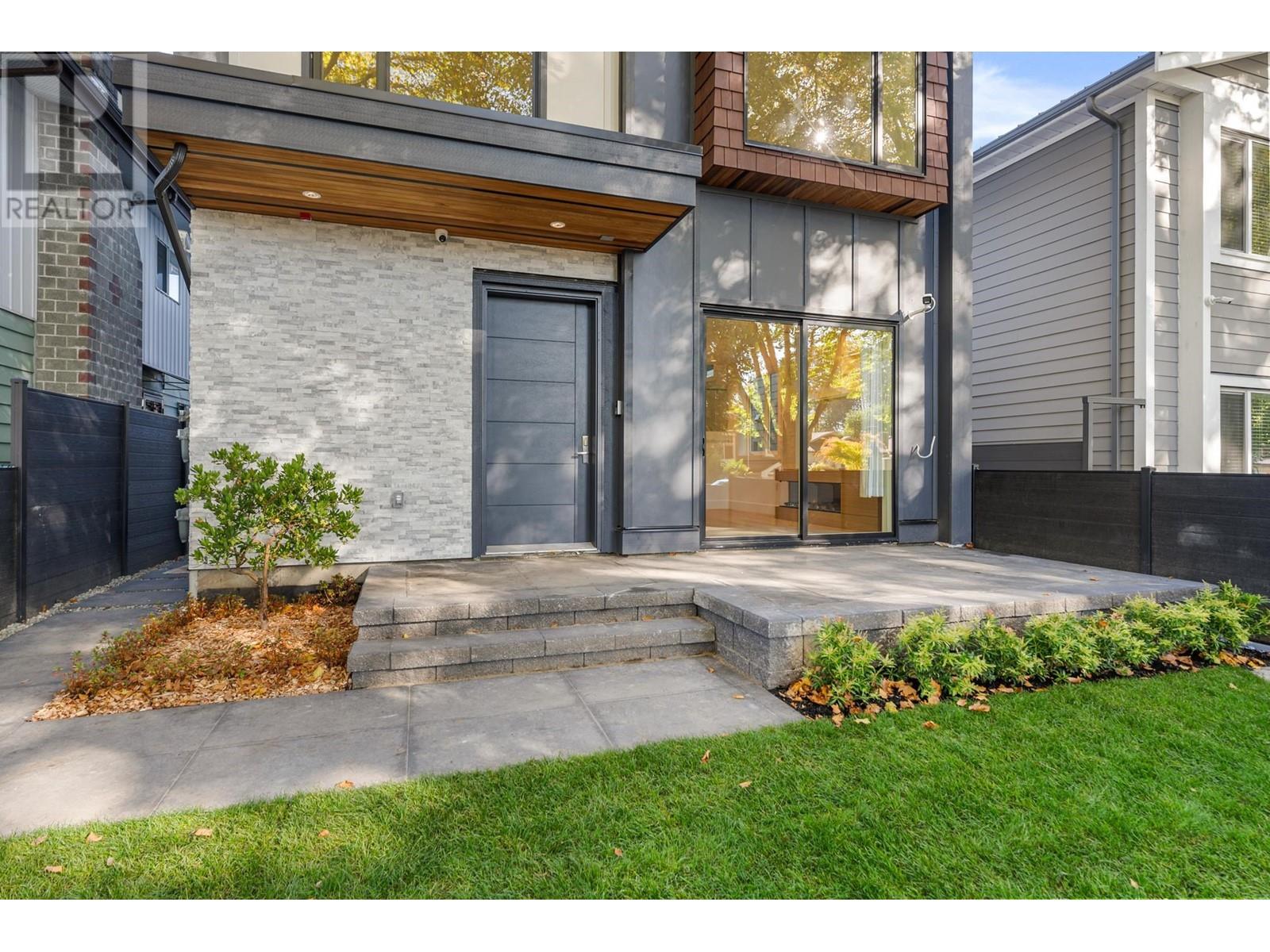 121 E 42nd Avenue, Vancouver, British Columbia  V5W 1S5 - Photo 3 - R2824802