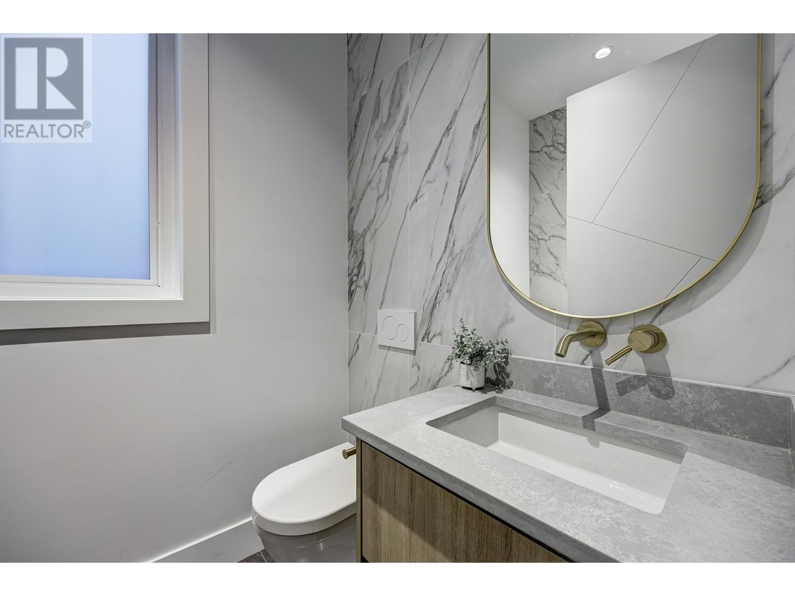 121 E 42nd Avenue, Vancouver, British Columbia  V5W 1S5 - Photo 10 - R2824802