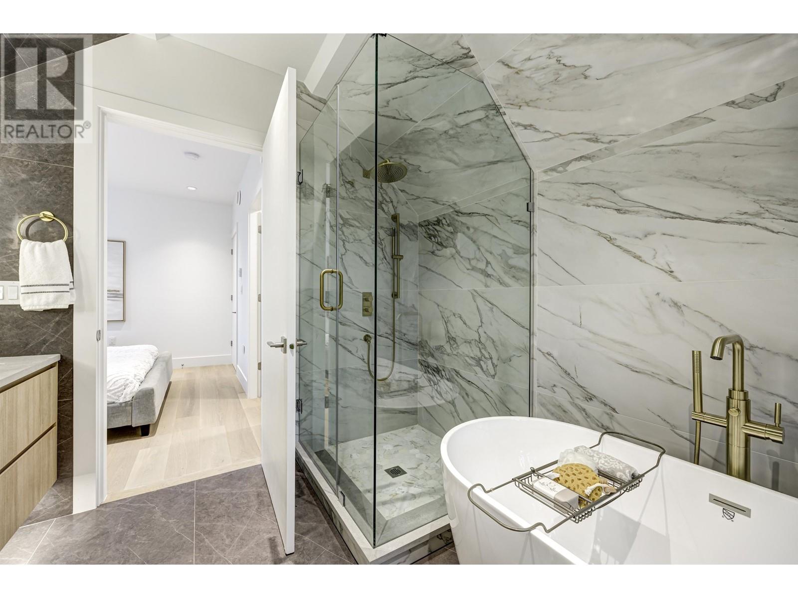 121 E 42nd Avenue, Vancouver, British Columbia  V5W 1S5 - Photo 37 - R2824802