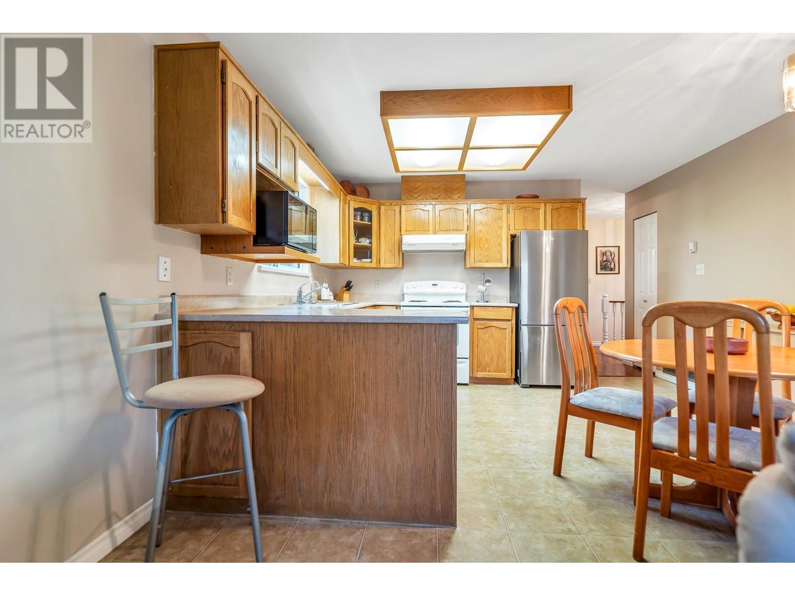 625 Pender Place, Port Coquitlam, British Columbia  V3B 7M2 - Photo 11 - R2827279