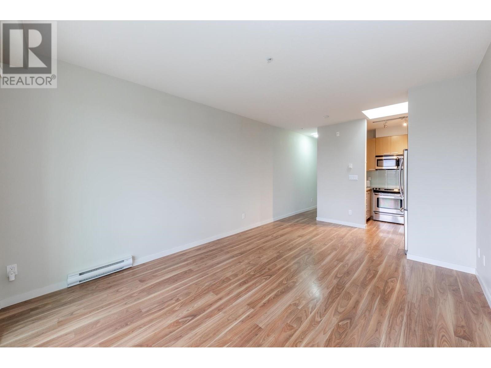 Ph8 5388 Grimmer Street, Burnaby, British Columbia  V5H 0B9 - Photo 6 - R2826495