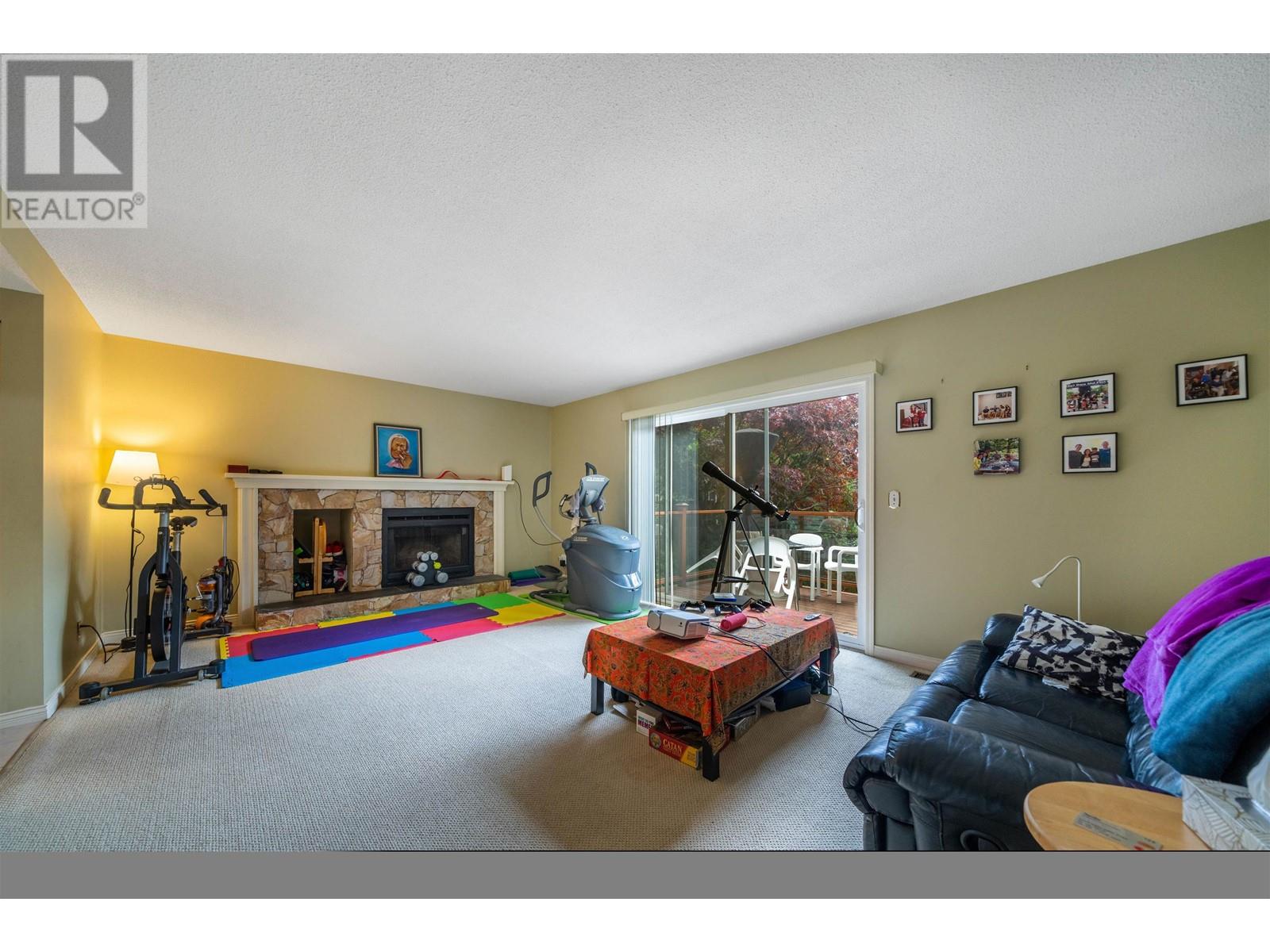 1303 Franklin Street, Coquitlam, British Columbia  V3B 6N6 - Photo 12 - R2827405