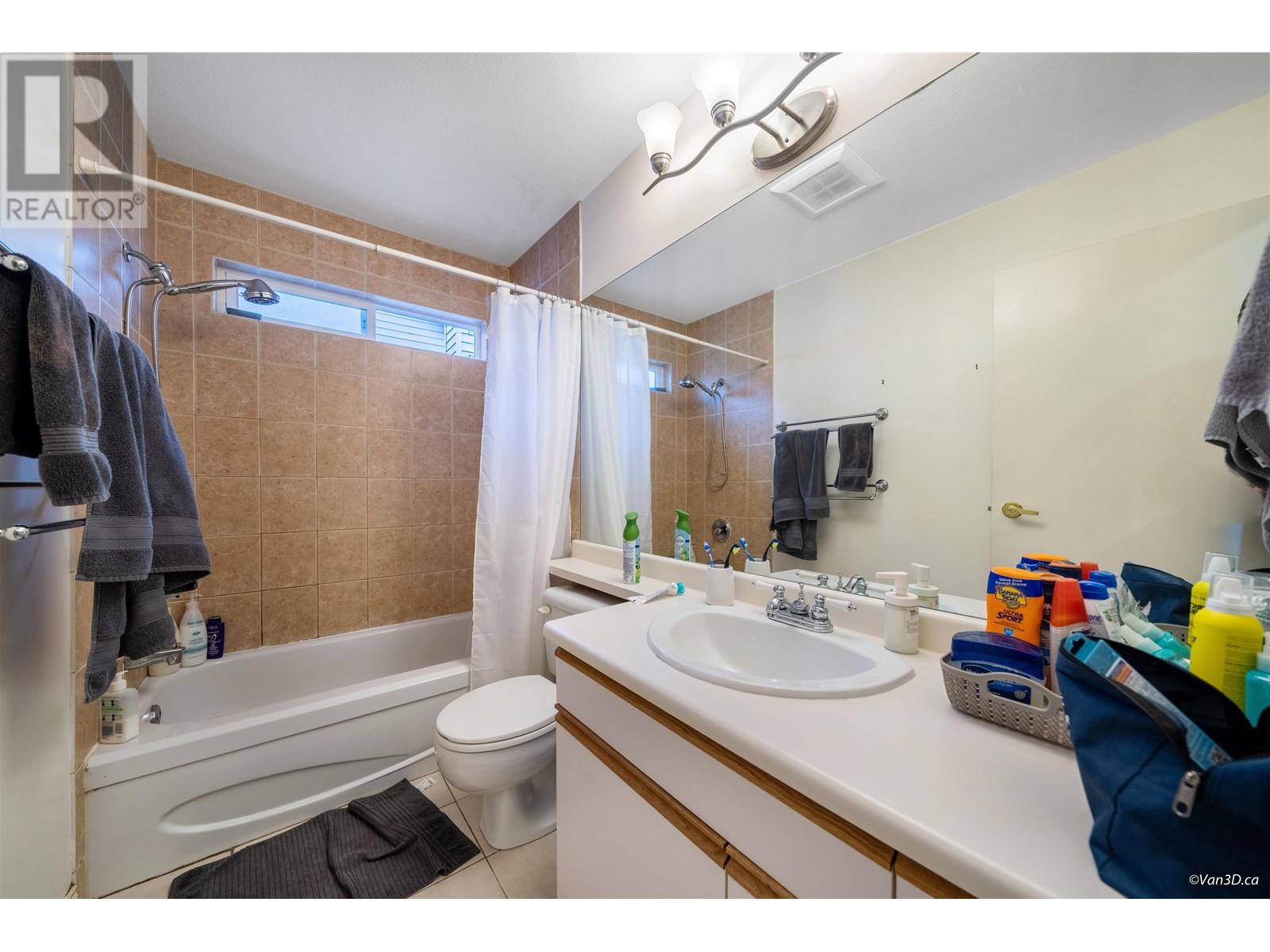 1303 Franklin Street, Coquitlam, British Columbia  V3B 6N6 - Photo 22 - R2827405