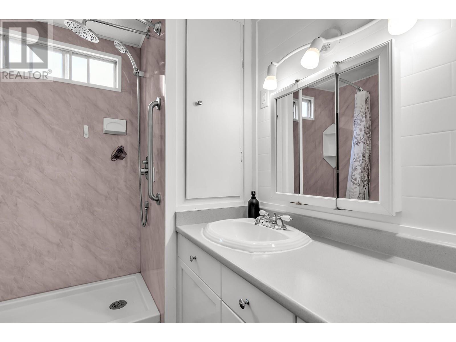 123 11959 Ponderosa Boulevard, Pitt Meadows, British Columbia  V3Y 1Z3 - Photo 15 - R2818943