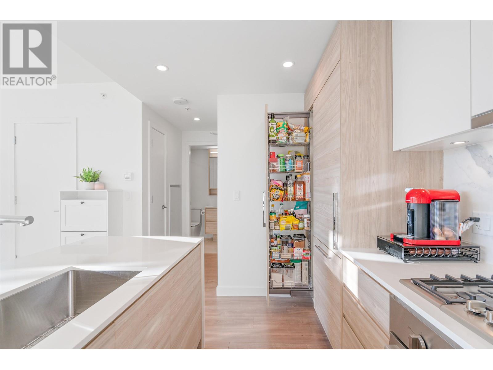 1206 595 Austin Avenue, Coquitlam, British Columbia  V3K 0G7 - Photo 11 - R2827440