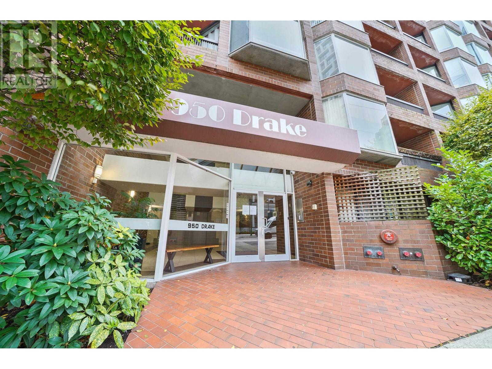 403 950 Drake Street, Vancouver, British Columbia  V6Z 2B9 - Photo 2 - R2827468