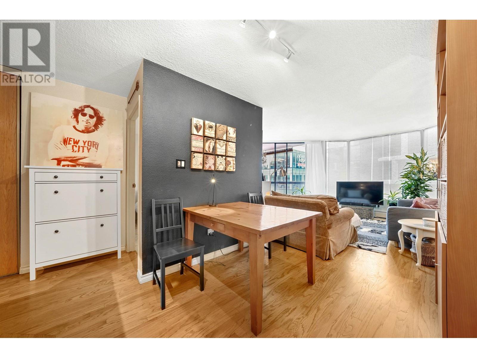 403 950 Drake Street, Vancouver, British Columbia  V6Z 2B9 - Photo 4 - R2827468