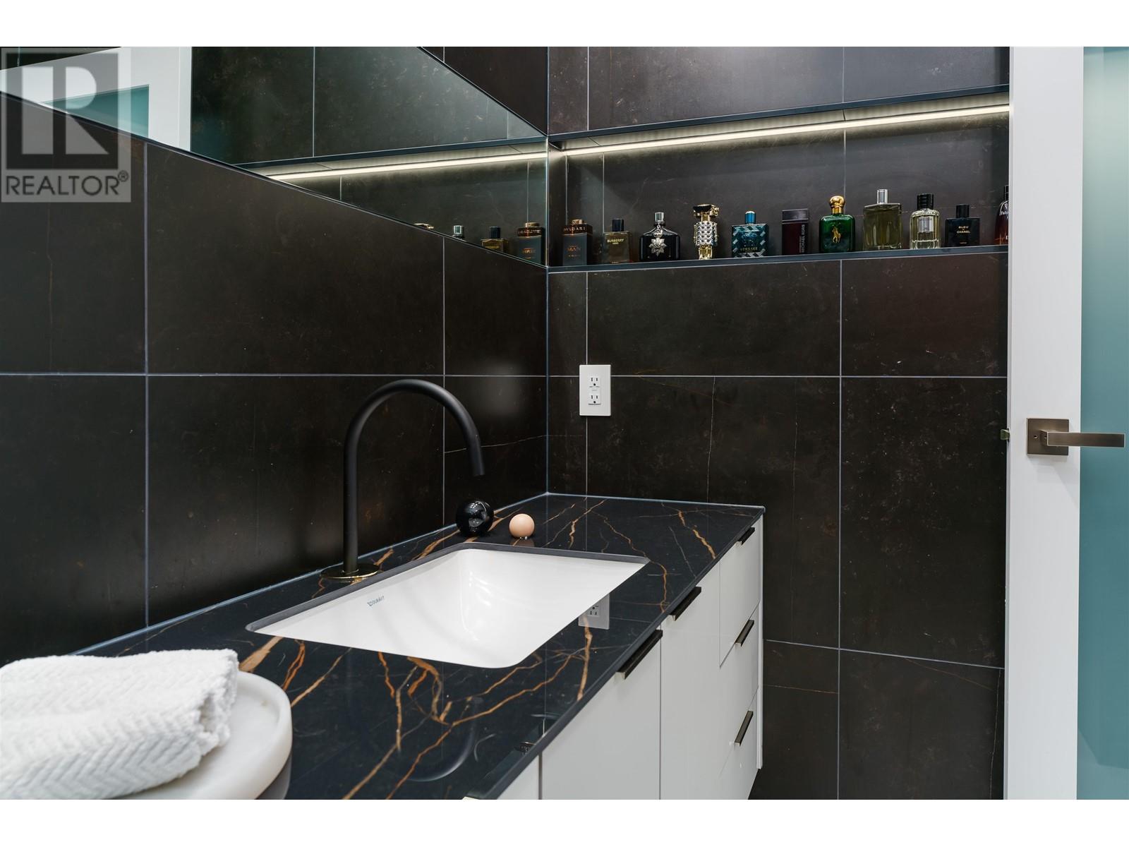 3304 1189 Melville Street, Vancouver, British Columbia  V6E 4T8 - Photo 14 - R2827472