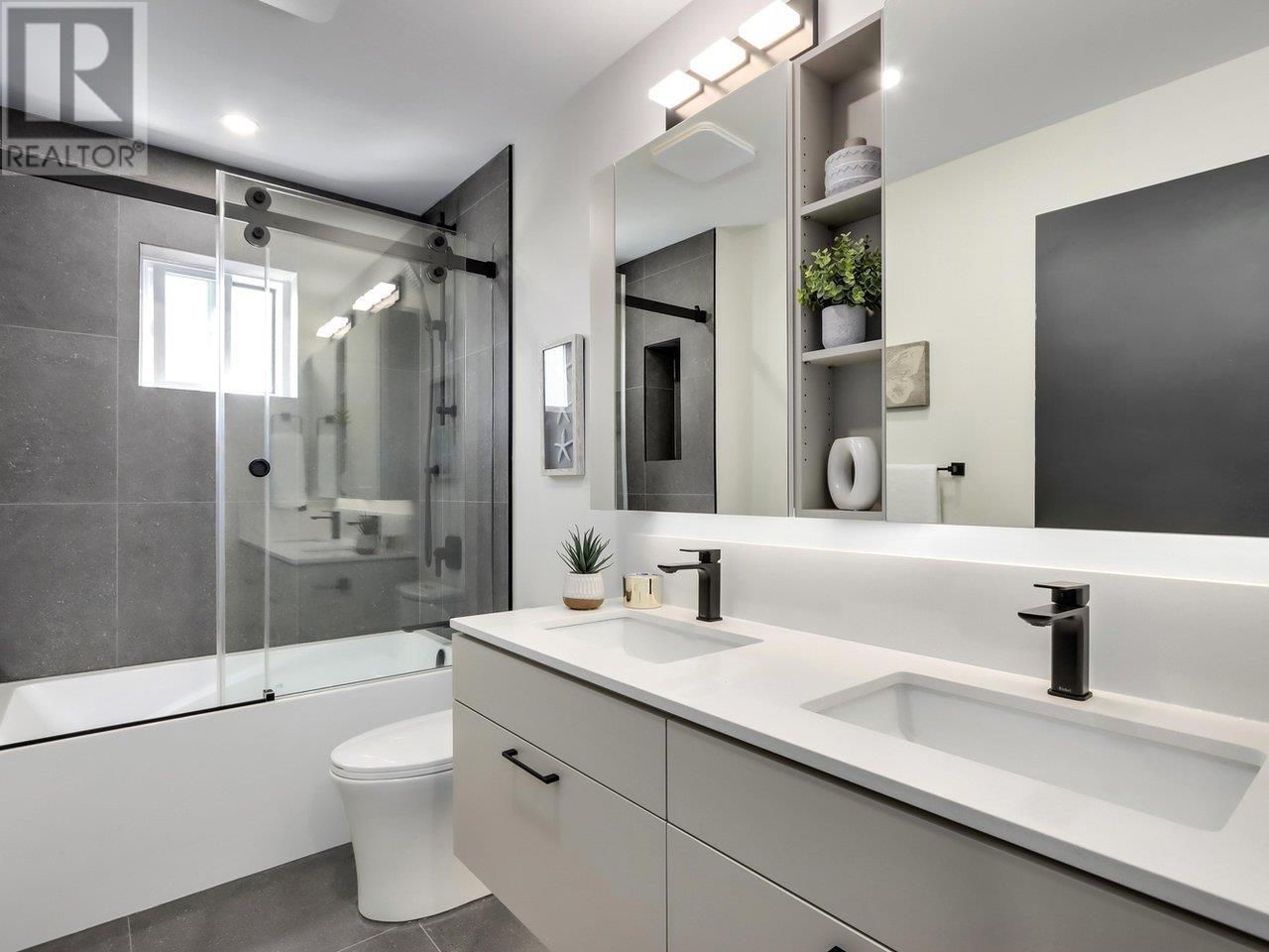 919 E 10th Avenue, Vancouver, British Columbia  V5T 2B3 - Photo 18 - R2827480