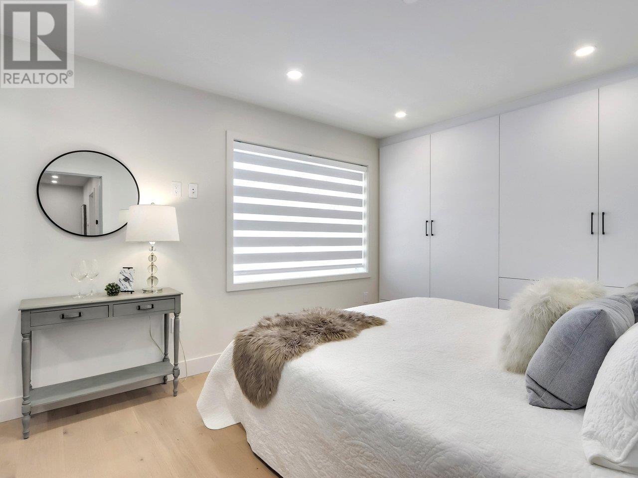 919 E 10th Avenue, Vancouver, British Columbia  V5T 2B3 - Photo 19 - R2827480