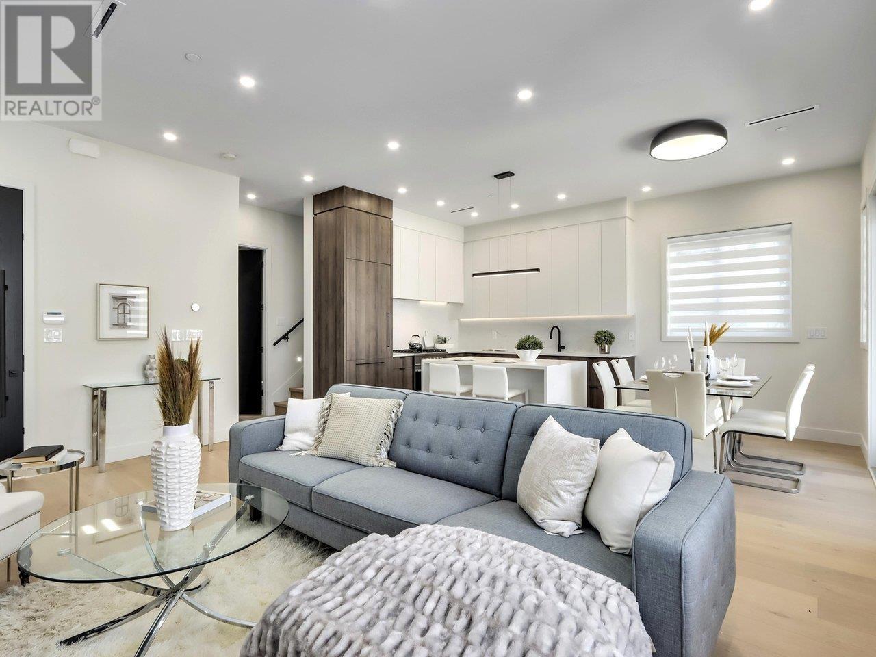 919 E 10th Avenue, Vancouver, British Columbia  V5T 2B3 - Photo 4 - R2827480