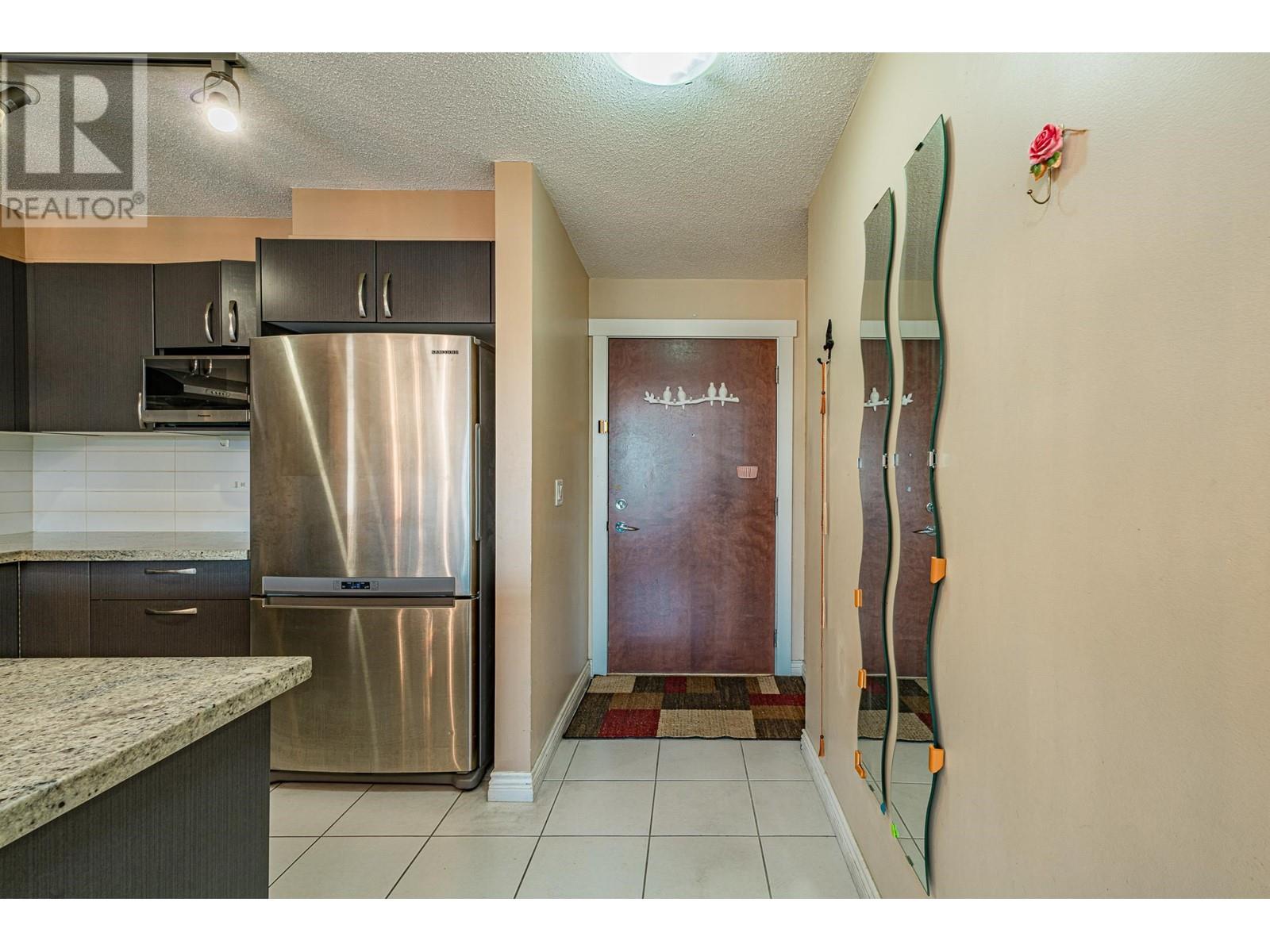 318 9288 Odlin Road, Richmond, British Columbia  V6X 0C3 - Photo 5 - R2827484