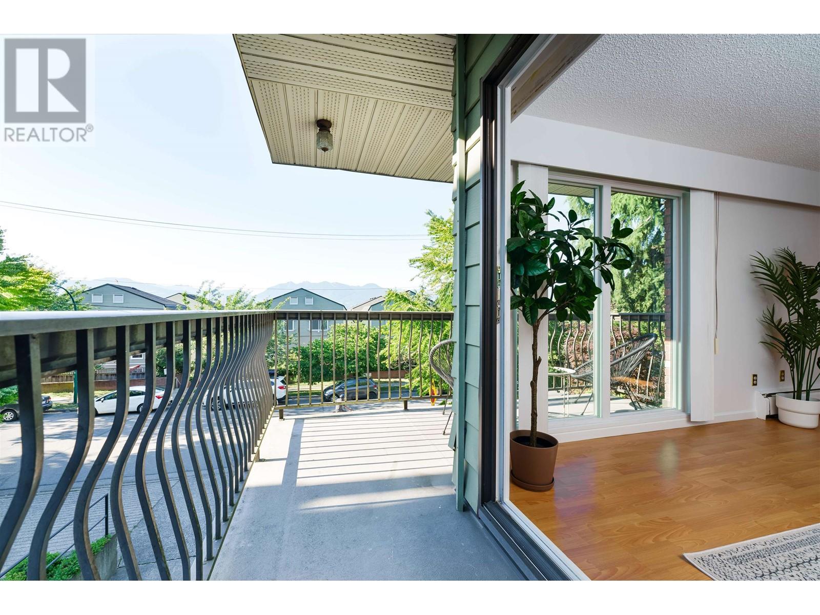 216 680 E 5th Avenue, Vancouver, British Columbia  V5T 1J2 - Photo 4 - R2827504