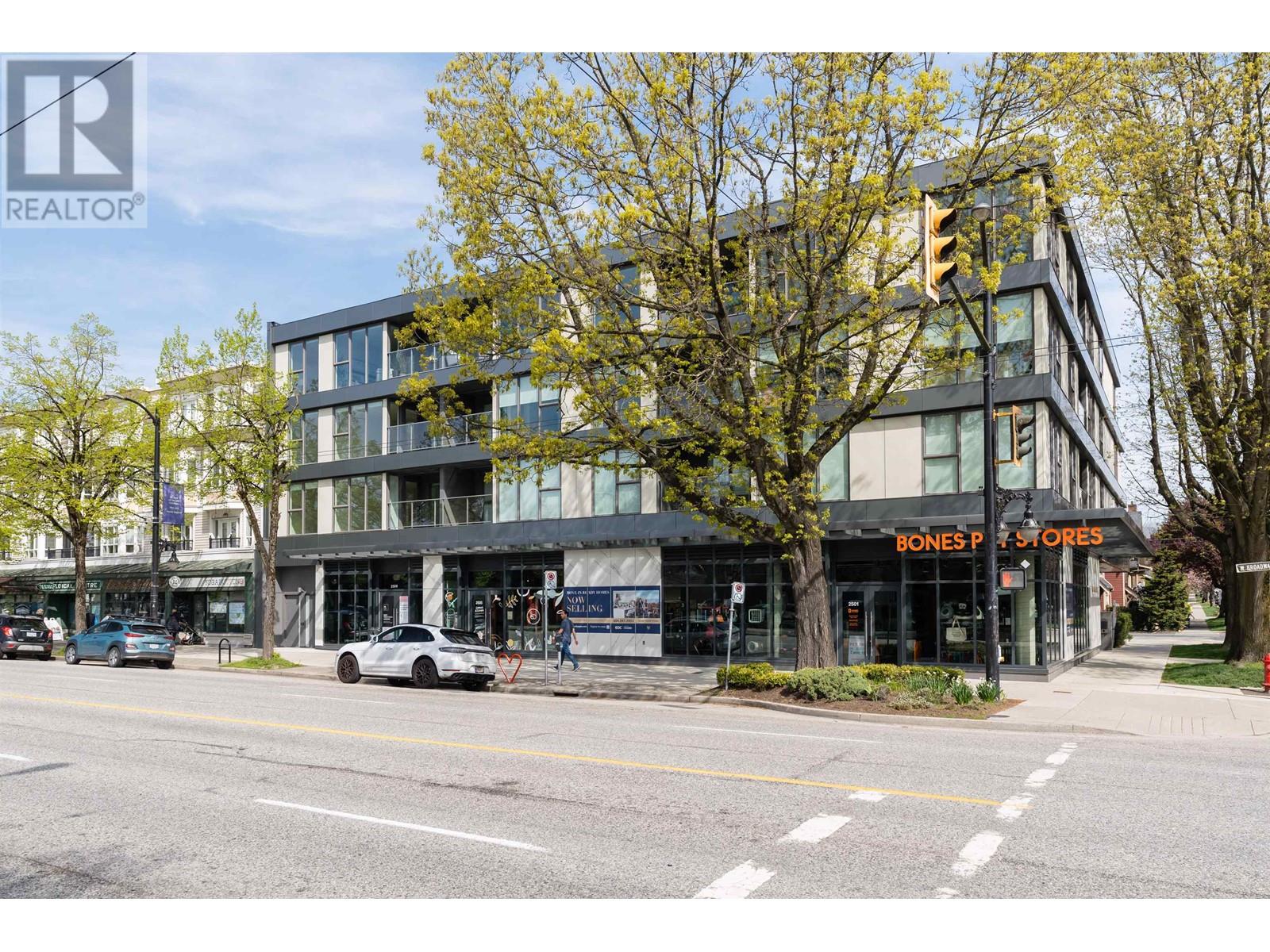 202 2485 Larch Street, Vancouver, British Columbia  V6K 0A3 - Photo 2 - R2827508