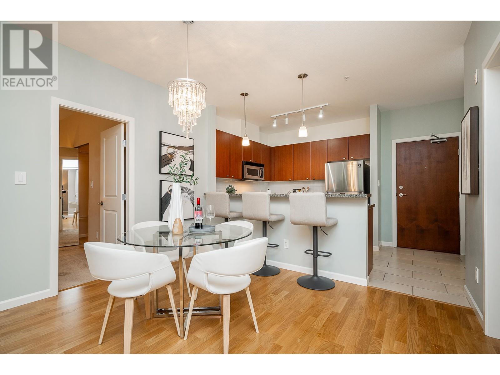 310 100 Capilano Road, Port Moody, British Columbia  V3H 5M9 - Photo 9 - R2827512