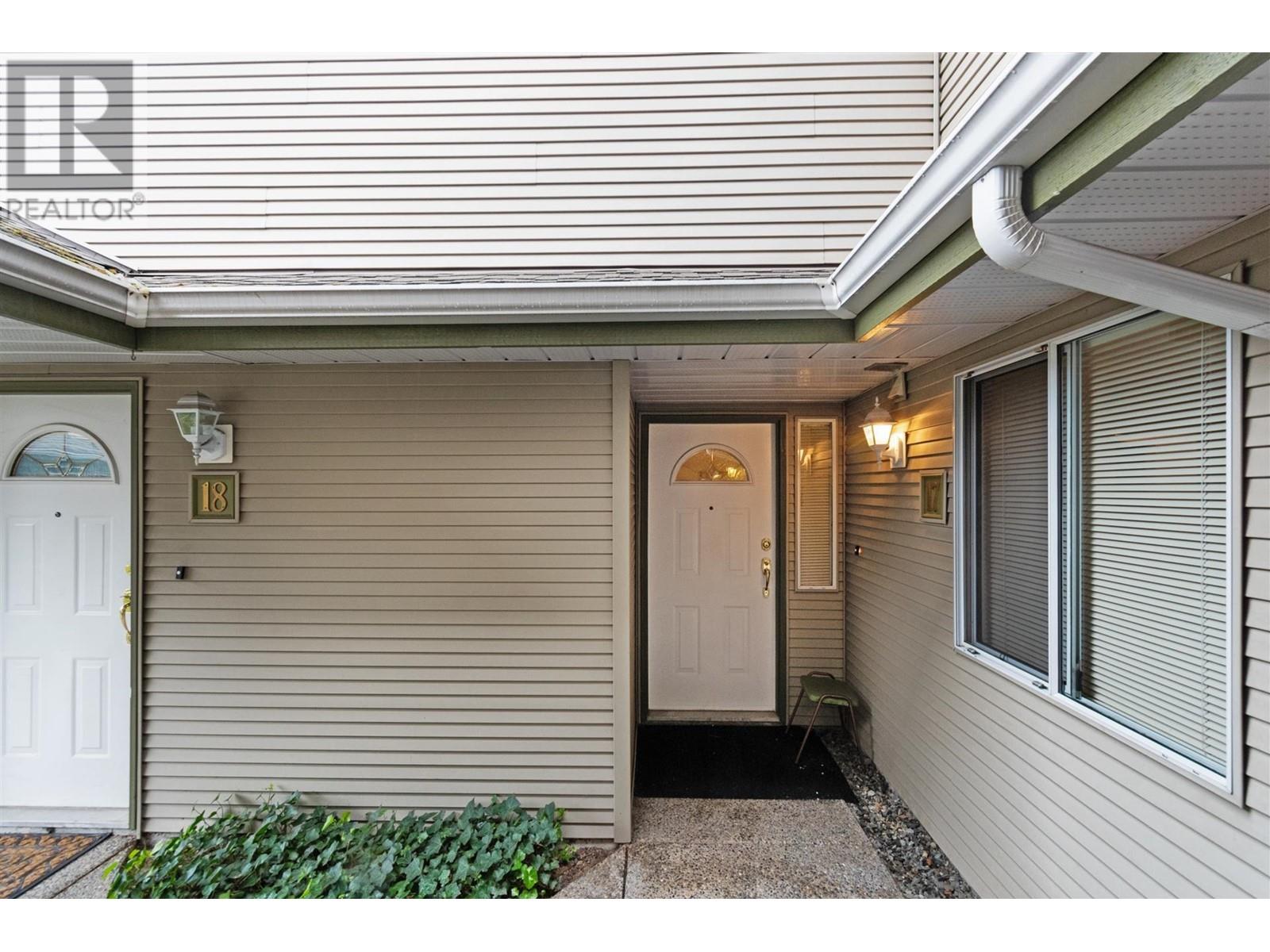 17 21491 Dewdney Trunk Road, Maple Ridge, British Columbia  V2X 3G5 - Photo 2 - R2827519